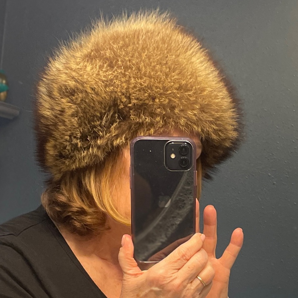 Vintage Russian-Style Fur Hat - Picture 2 of 9